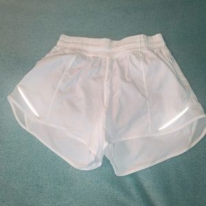 white lululemon short! hotty hot shorts, brand new